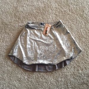 Brand new Eleve dancewear Tulip skirt